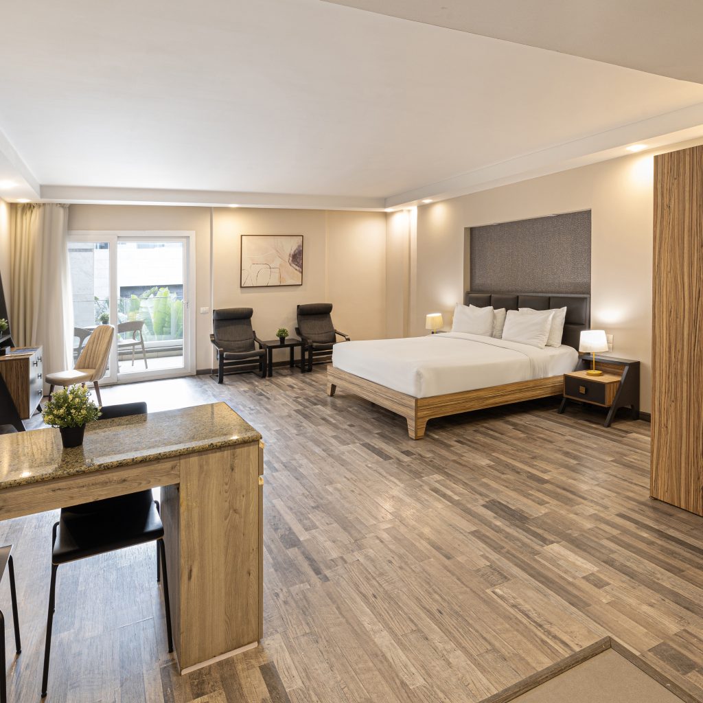 Superior Pool View Studio